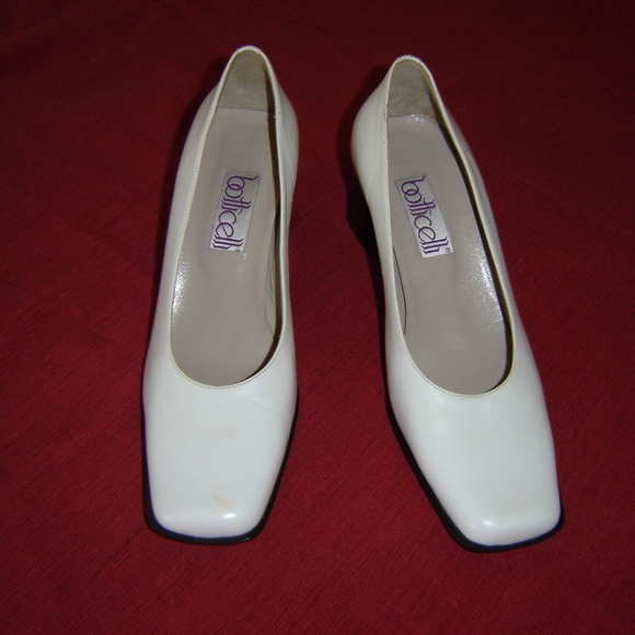 BOTTICELLI White Leather Pumps Sz 37 Made in Italy - Picture 3 of 7